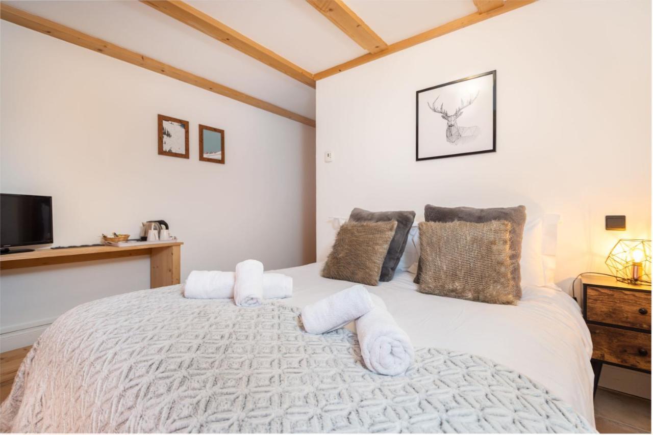 Yeti Lodge Rooms Аржантьер Экстерьер фото